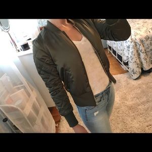 H&M bomber jacket: Size 6